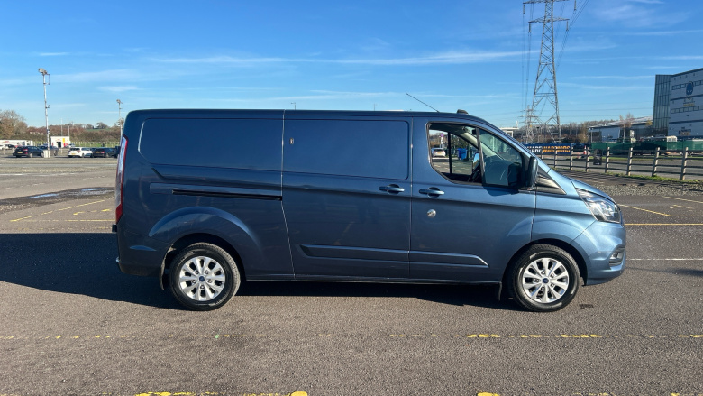 Ford Transit Custom 300 L2 Diesel Fwd 2.0 EcoBlue 130ps Low Roof Limited Van Auto